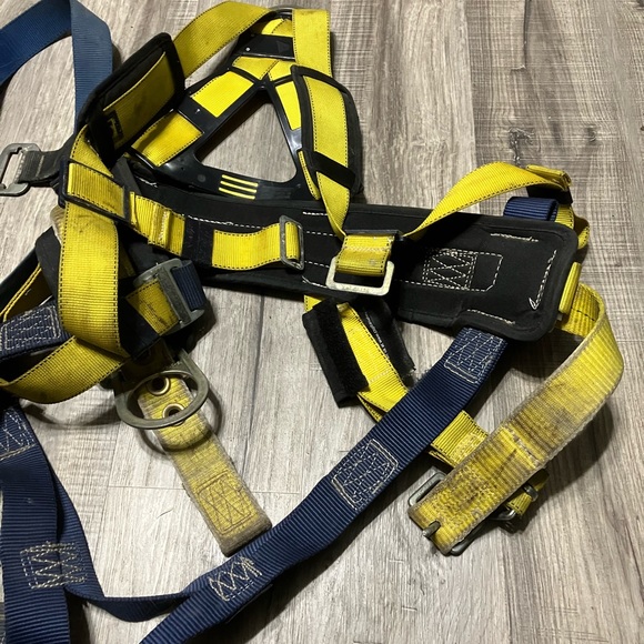 Fall Protection SALA DBI Exofit Climbing Safety Harnesses - Picture 2 of 8
